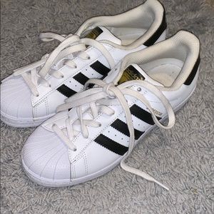 adidas superstars